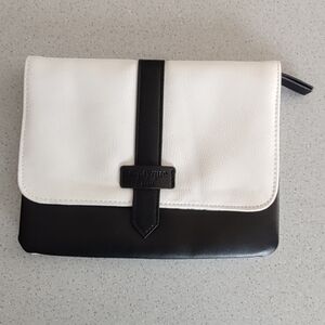 Firm Final price!*Cosmetic Clutch
